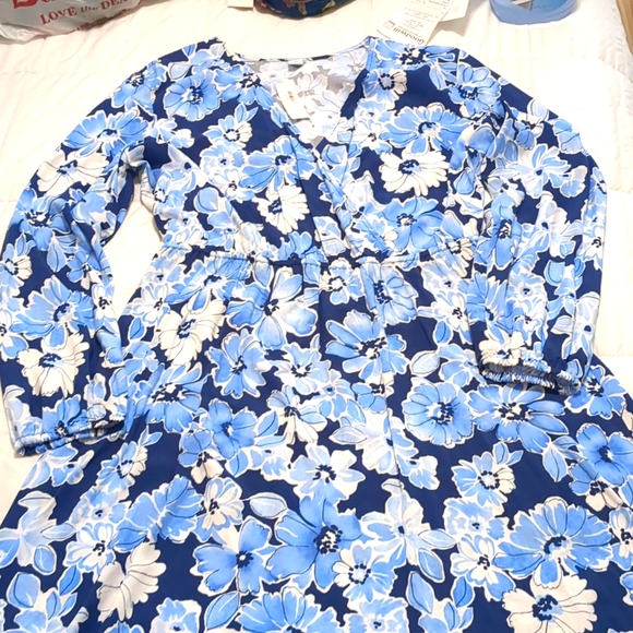 Old Navy Dresses & Skirts - Old Navy Floral Dress